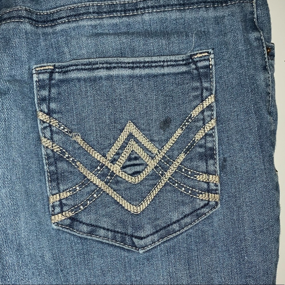 Jeans - Picture 5 of 5